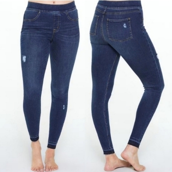 NWT SPANX Pull-On Skinny Jeans. Tummy Control Technologie $128 - Picture 1 of 12
